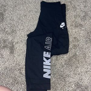 New with tags Nike leggings